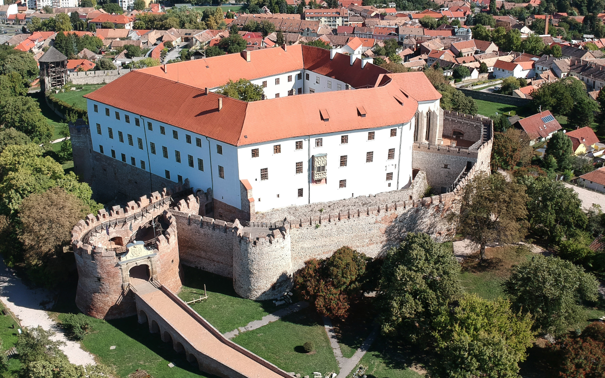Fotópontok a Villányi borvidéken - Siklósi vár